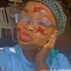 Meet your Posher, Noelle